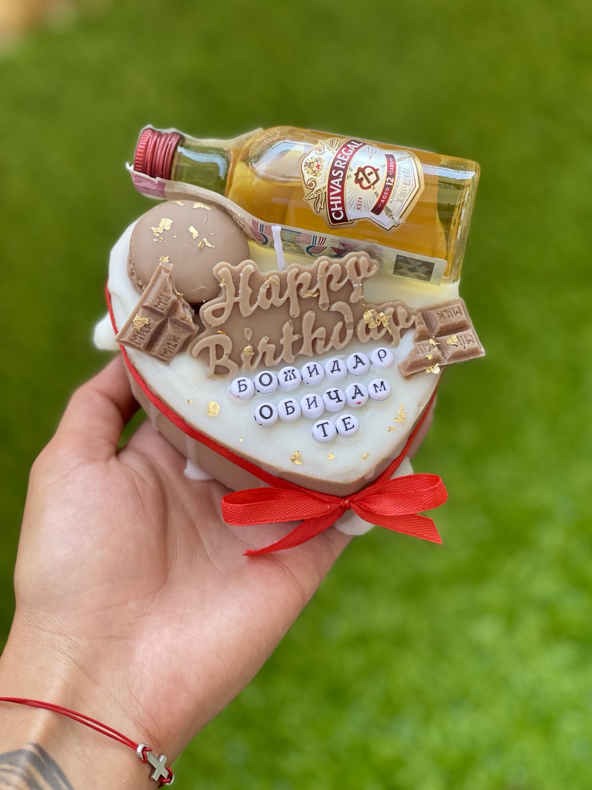 Персонализирана ароматна свещ сърце „Chivas regal“ – ръчна изработка | Ccandles Art