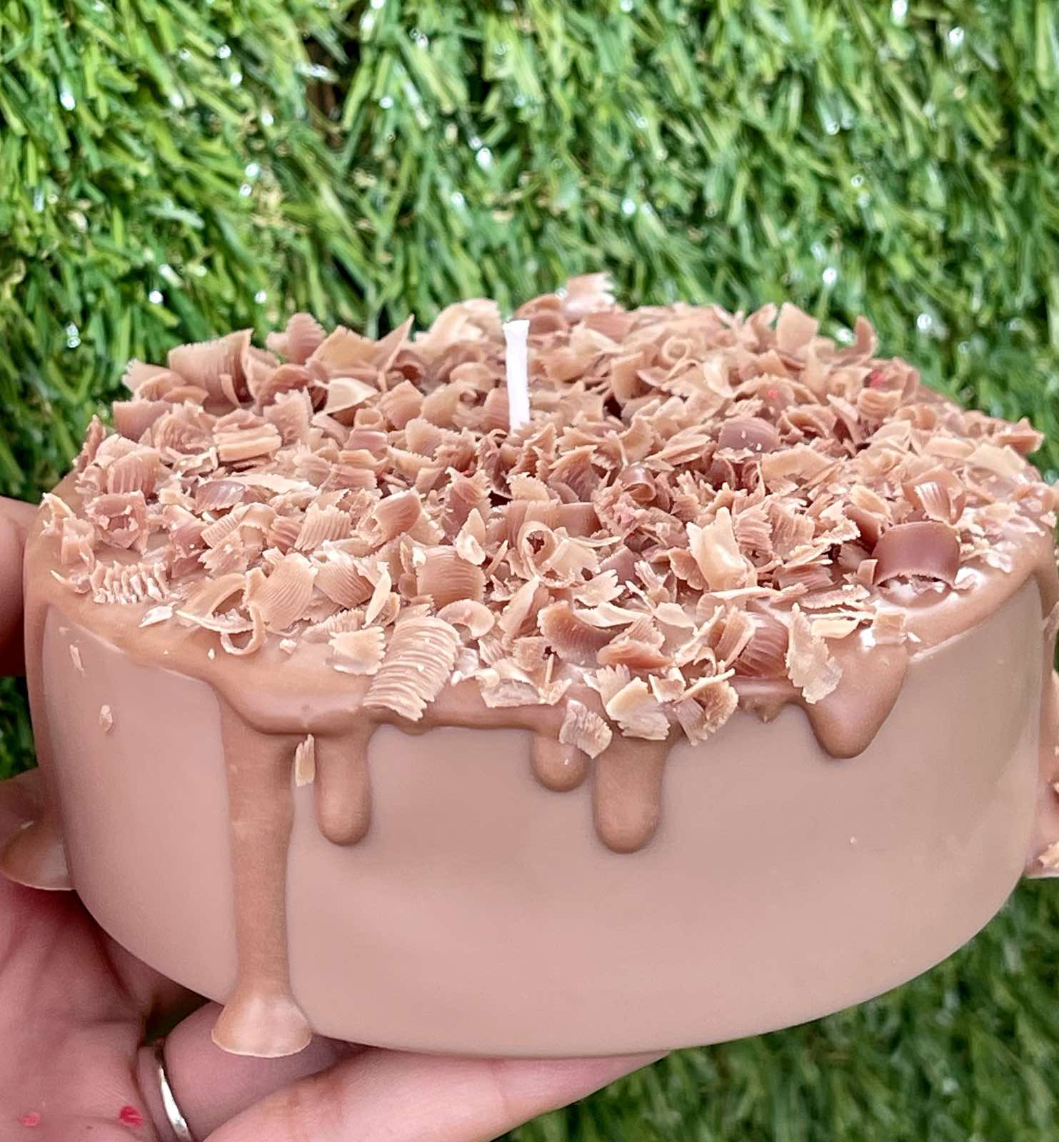 Ароматна свещ тортичка „Cocoa delight“ – ръчно изработен подарък | Ccandles Art