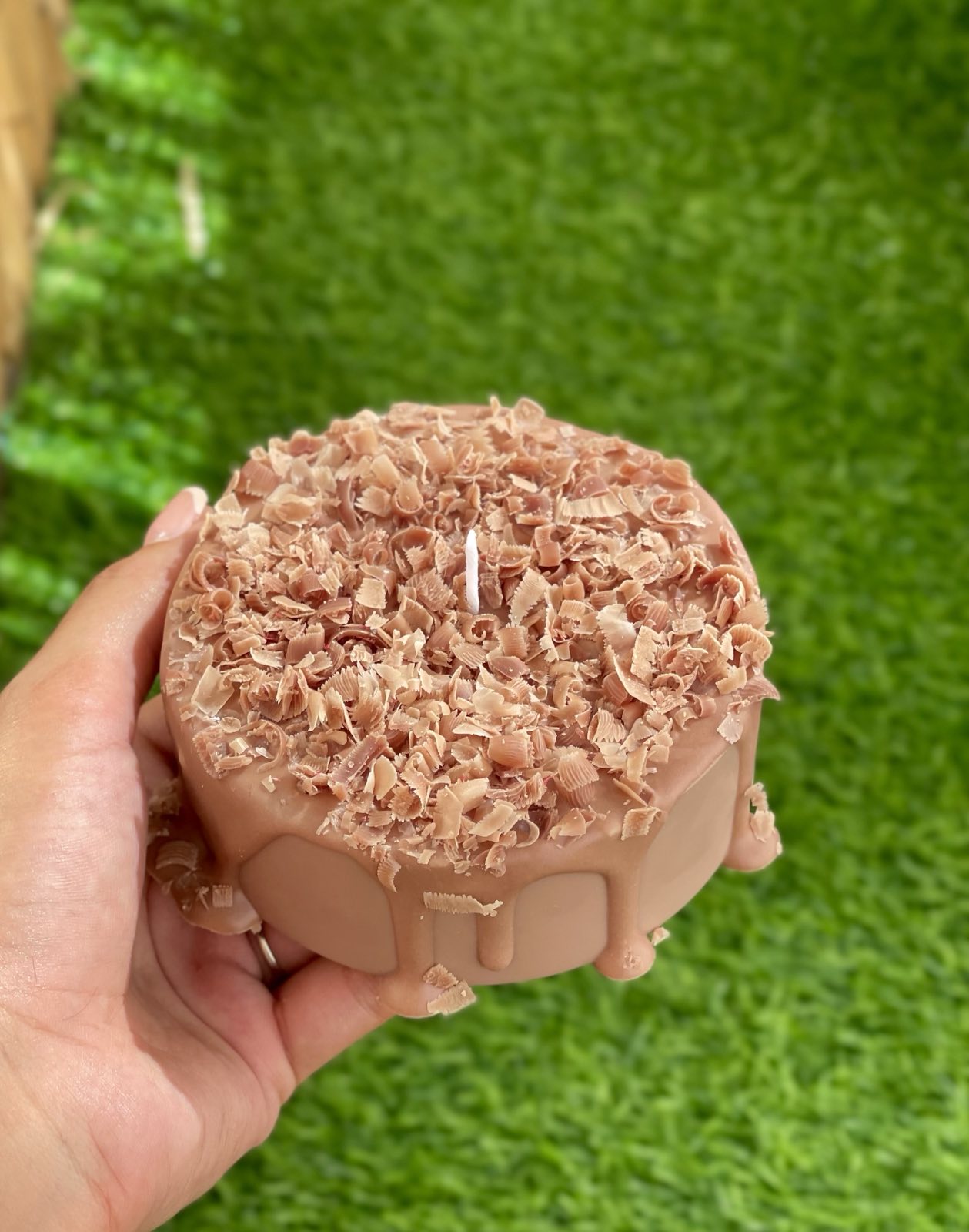 Ароматна свещ тортичка „Cocoa delight“ – ръчно изработен подарък | Ccandles Art