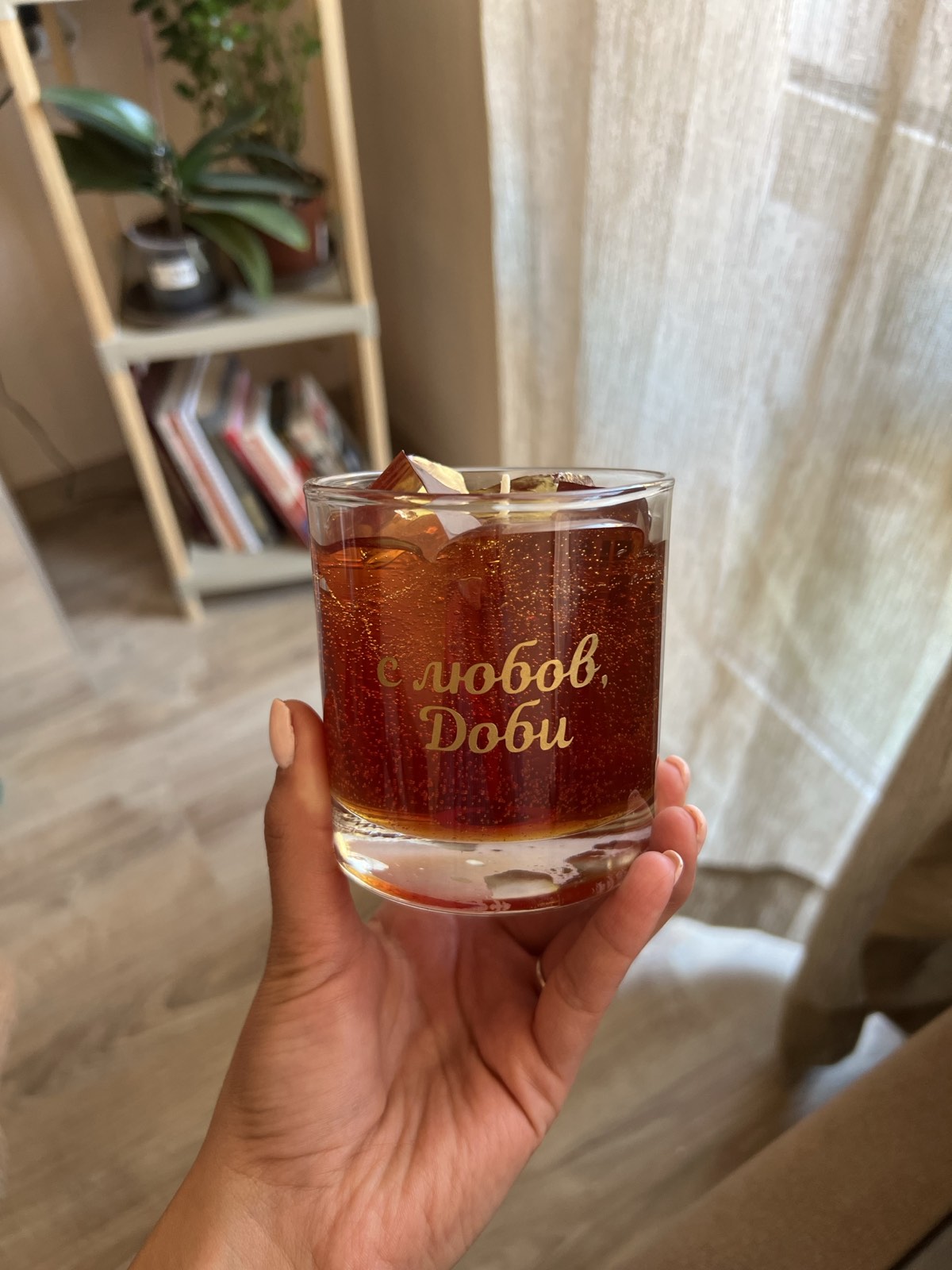Свещ „Whiskey and style“ – подарък за мъж | Ccandles Art
